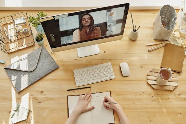 Turning Your Home into a Classroom: Tips for Aspiring Online Teachers